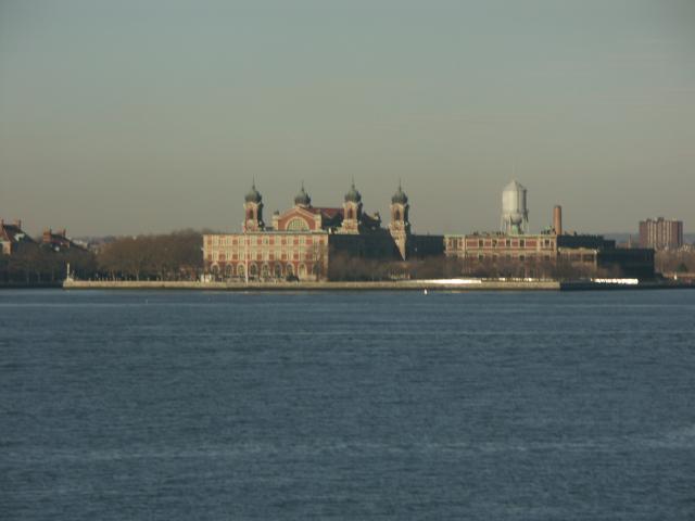 Ellis Island_001.jpg