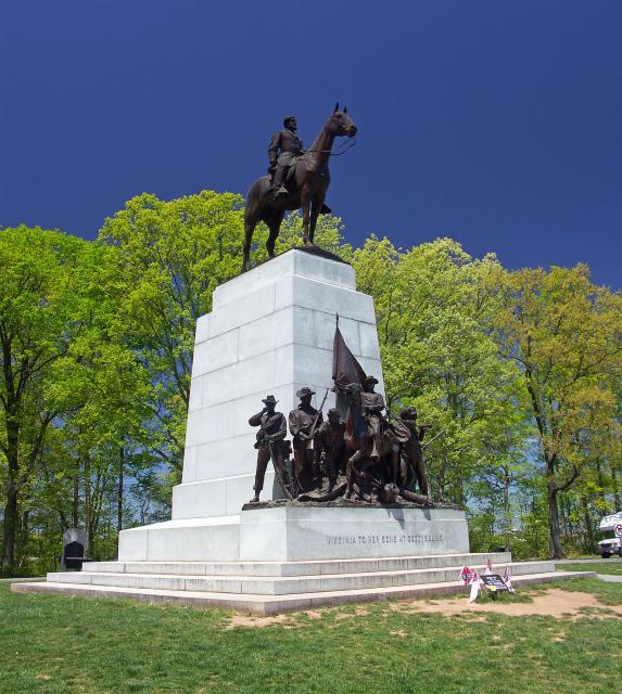 Virginia Memorial 1.jpg